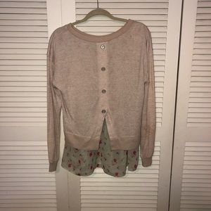 Tan layered sweater size M.